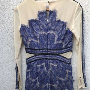 Three floor blue lace